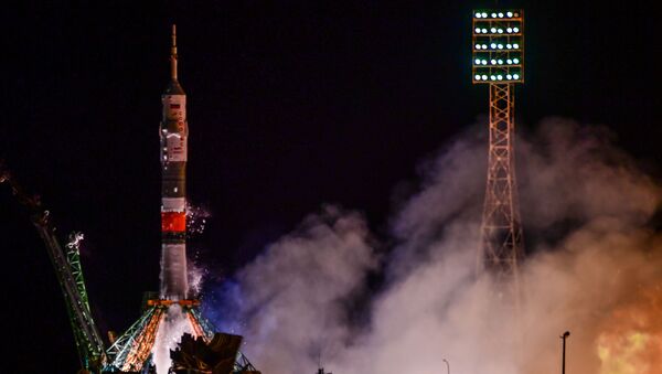 Lançamento do cosmódromo de Baikonur da Soyuz-FG com a Soyuz MS-13, voo ISS 59S, que transporta três membros da Expedição 60 para a Estação Espacial Internacional - Sputnik Brasil