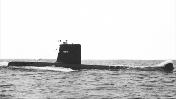 O submarino francês Minerve, da classe Daphne, durante exercícios militares, foto do arquivo - Sputnik Brasil