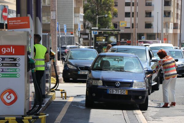 Greve de caminhoneiros em Portugal encerra com data marcada para nova paralisação - Sputnik Brasil