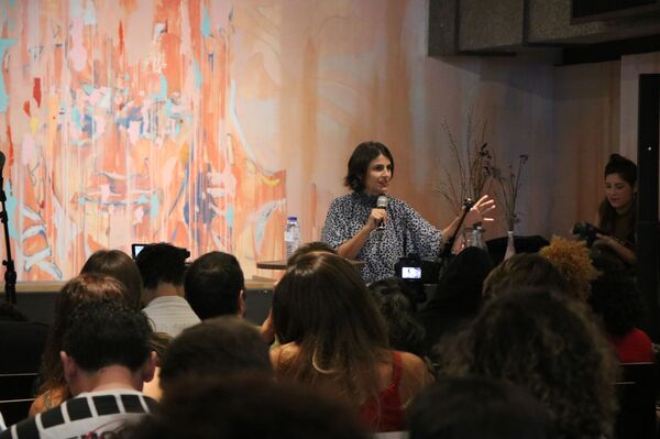 'Acho que fiz o certo', diz Manuela d'Ávila sobre contato com hacker de mensagens da Lava Jato - Sputnik Brasil