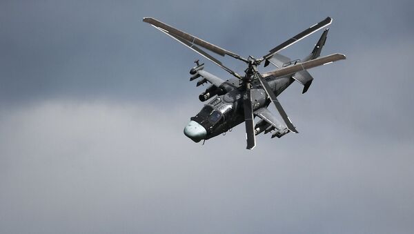 Helicóptero Ka-52 Alligator realizando manobras no Aviadarts 2019 - Sputnik Brasil