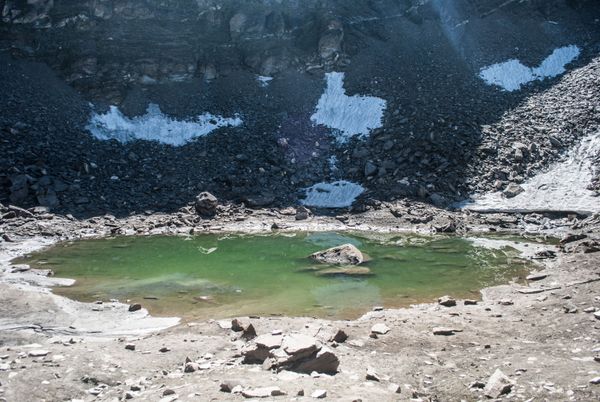 Aumenta mistério em torno do 'Lago dos Esqueletos' - Sputnik Brasil