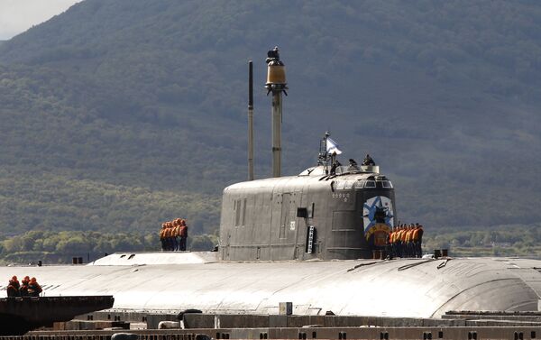 Divulgado VÍDEO de treinamentos da saída dissimulada de submarinos nucleares russos - Sputnik Brasil