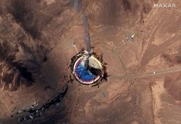 Foguete iraniano teria explodido durante lançamento de satélite (FOTO) - Sputnik Brasil