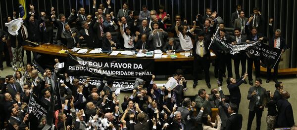 Aprovação da PEC da maioridade penal. Aprovação da PEC da maioridade penal. - Sputnik Brasil