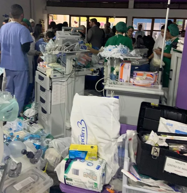Foi o pior dia da minha vida, diz dono de creche que abrigou 50 pacientes do Hospital Badim Foi o pior dia da minha vida, diz dono de creche que abrigou 50 pacientes do Hospital Badim - Sputnik Brasil