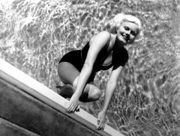 Ideal de beleza da década de 1930, atriz Jean Harlow - Sputnik Brasil