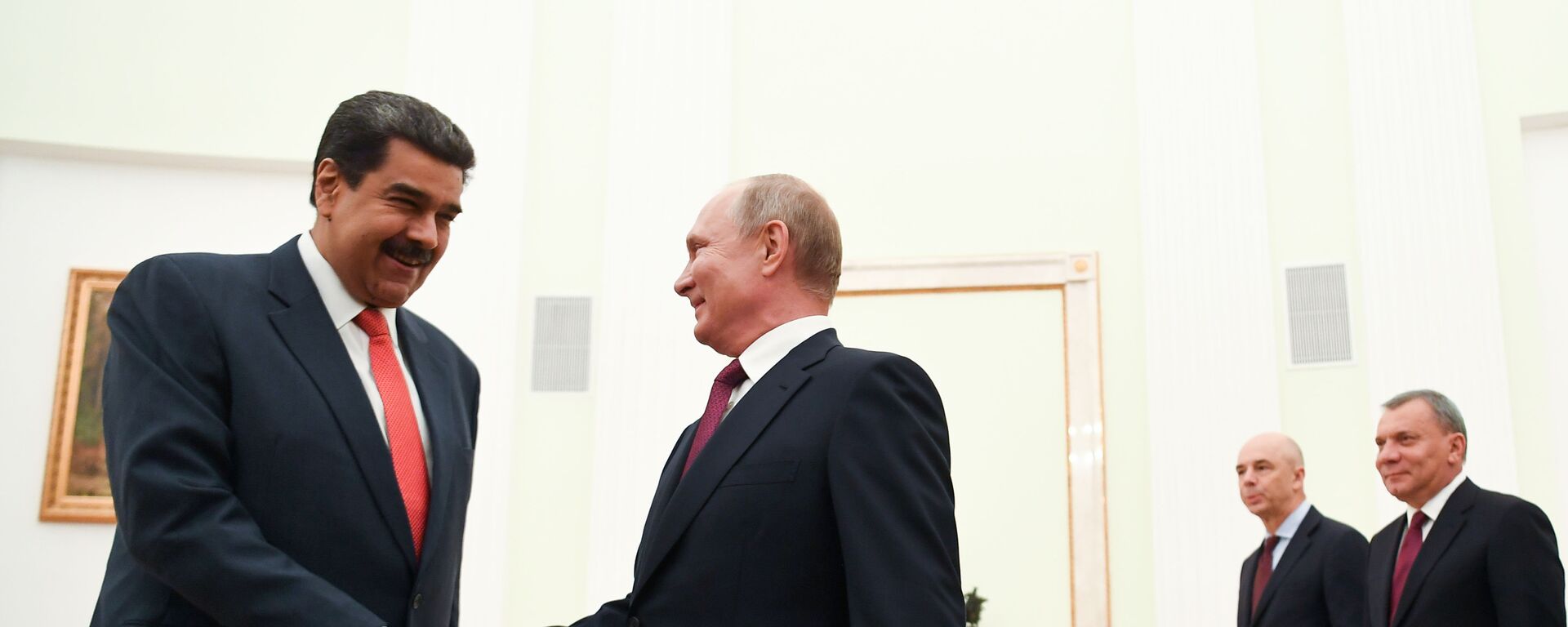 Nicolás Maduro é recebido por Vladimir Putin em Moscou - Sputnik Brasil, 1920, 30.08.2024