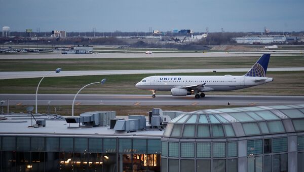 Aeroporto Internacional O'Hare, em Chicago, Illinois, EUA, 11 de abril de 2017 - Sputnik Brasil