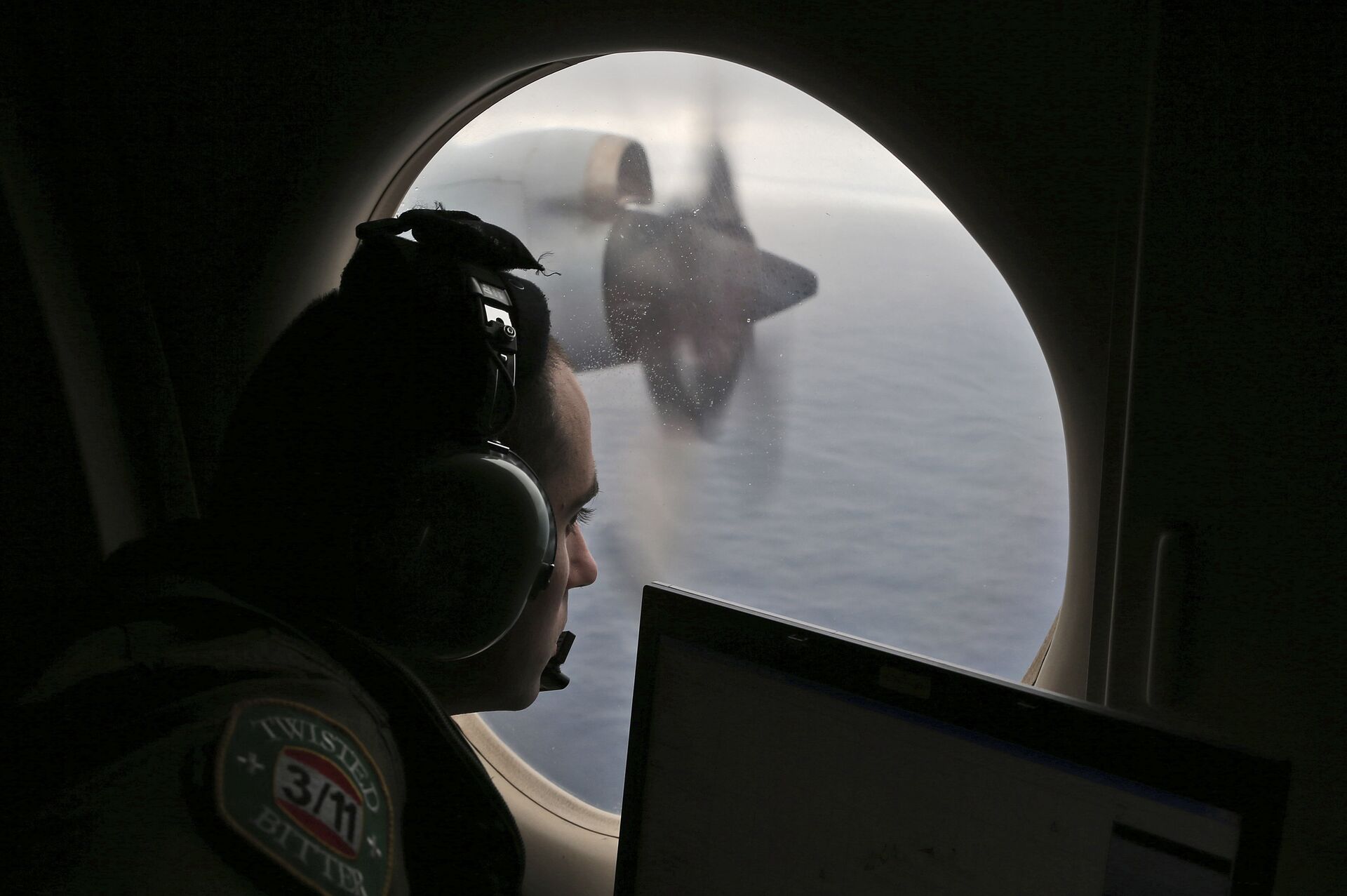 Capitão do voo MH370 evitou radares para provocar de propósito queda do avião, afirma tabloide - Sputnik Brasil, 1920, 07.05.2021