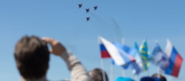 Os caças MiG-29 do grupo de pilotagem Strizhi - Sputnik Brasil