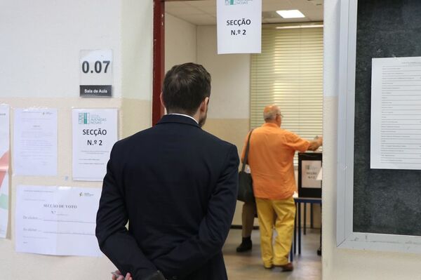 Com derrota histórica da direita, socialistas vencem eleições em Portugal - Sputnik Brasil