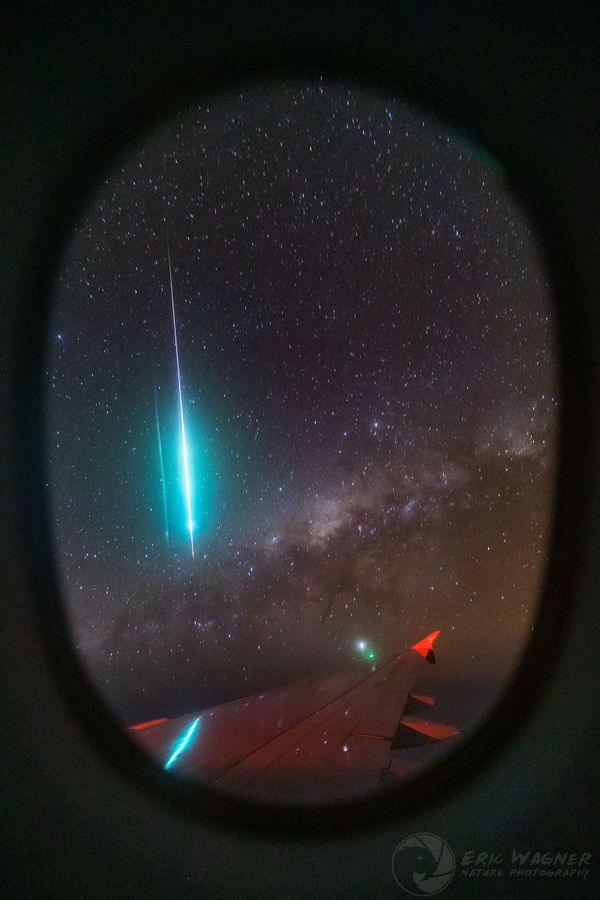 NASA exibe FOTO de meteoro incandescente visto da janela de avião - Sputnik Brasil