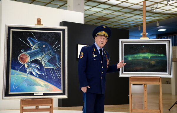 Morre cosmonauta soviético Leonov, 1º humano a realizar caminhada espacial - Sputnik Brasil