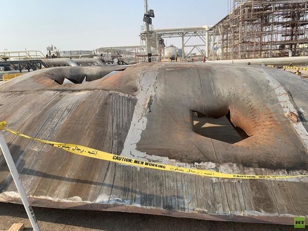 Saudi Aramco mostra danos em refinarias atacadas com drones (FOTOS) Saudi Aramco mostra danos em refinarias atacadas com drones (FOTOS) - Sputnik Brasil