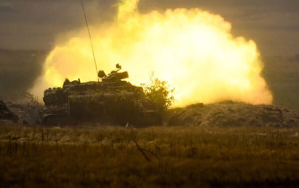 Tanque T-72B3 participa de exercício estratégico - Sputnik Brasil