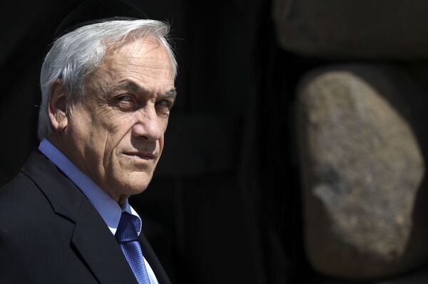 Protestos no Chile: promotor investigará denúncias de tortura policial contra manifestantes - Sputnik Brasil