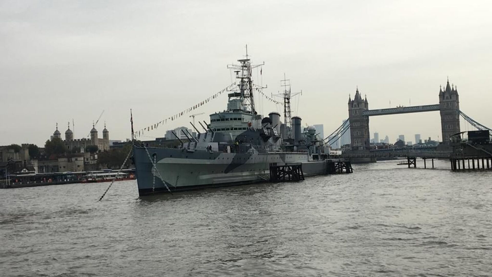 Navio da Marinha Real britânica, HMS Belfast Navio da Marinha Real britânica, HMS Belfast - Sputnik Brasil, 1920, 09.12.2025
