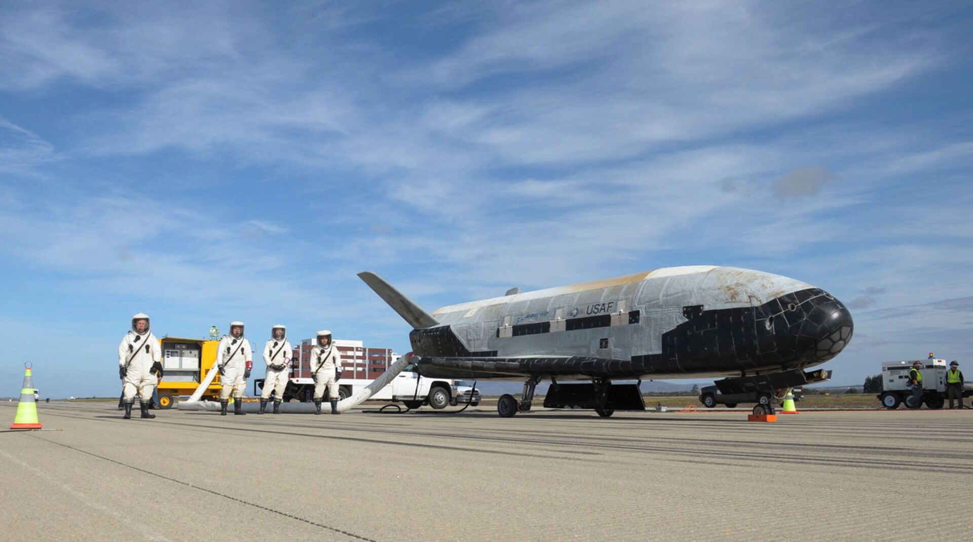 X-37B experimental em sua base na Flórida - Sputnik Brasil, 1920, 09.11.2021