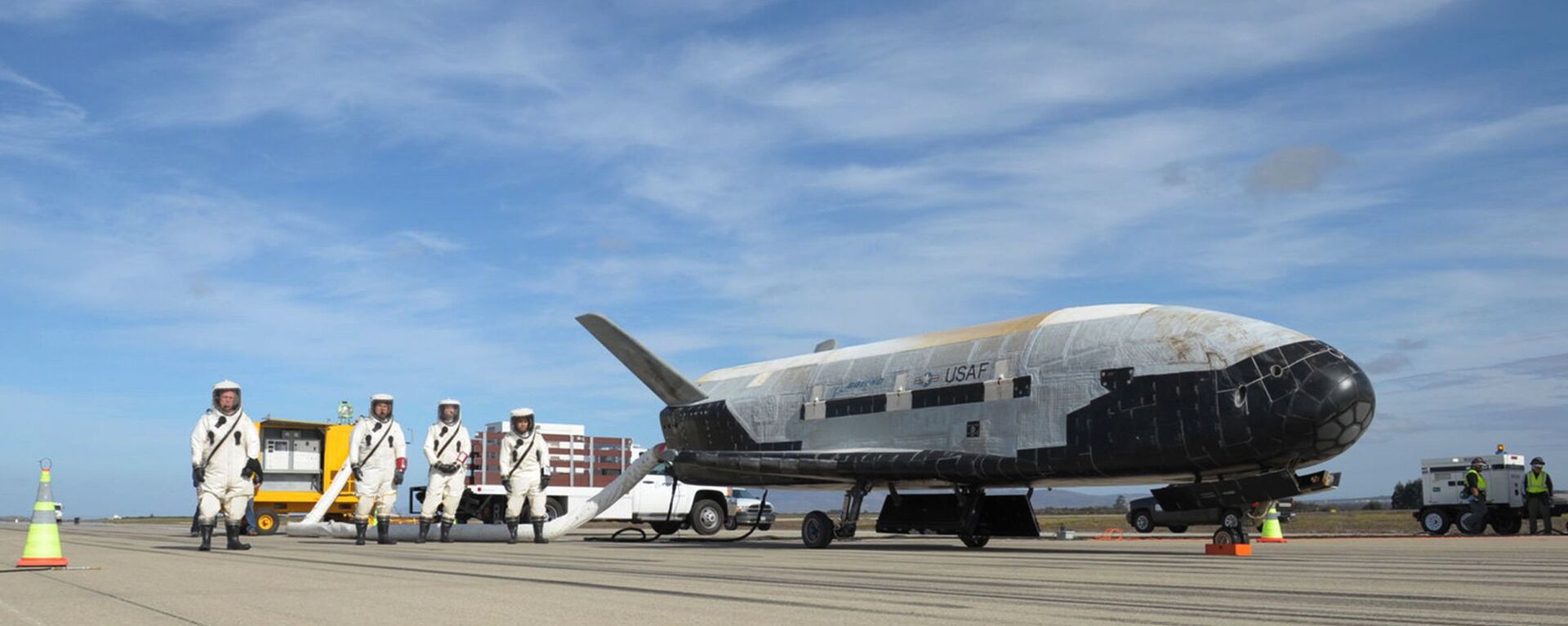 X-37B experimental em sua base na Flórida - Sputnik Brasil, 1920, 27.07.2023