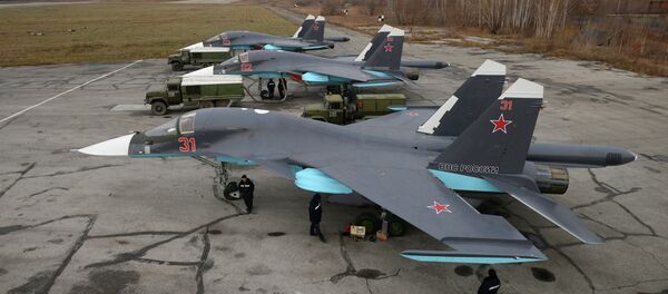 Caças-bombardeiros multifunção Su-34 - Sputnik Brasil
