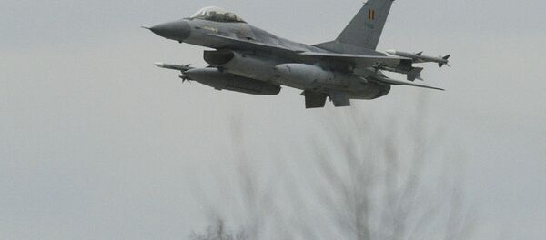 Caça F-16 da Força Aérea belga - Sputnik Brasil