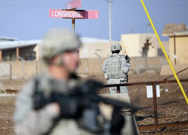 Avião militar de coalizão liderada pelos EUA sofre acidente no Iraque e deixa 4 feridos - Sputnik Brasil