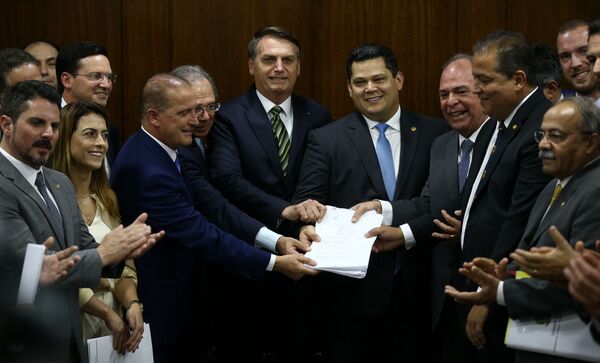 Congresso brasileiro decide o próximo presidente da Câmara; entenda o que está em jogo Congresso brasileiro decide o próximo presidente da Câmara; entenda o que está em jogo - Sputnik Brasil