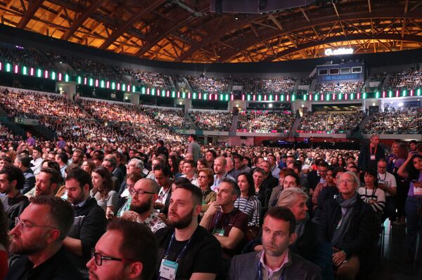 Brasileiros, Edward Snowden e Huawei: os destaques da Web Summit 2019 em Lisboa - Sputnik Brasil