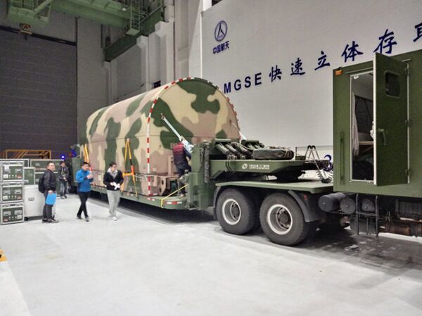 Bolsonaro dá sinal positivo para parceria espacial Brasil-China, segundo coordenador do INPE - Sputnik Brasil