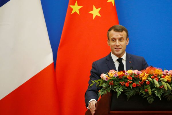 Macron isola os EUA? China e França fecham acordo de US$ 15 bi e aproximam posições Macron isola os EUA? China e França fecham acordo de US$ 15 bi e aproximam posições - Sputnik Brasil