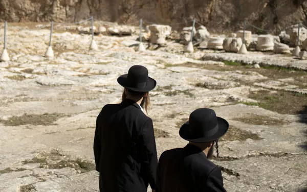 Visitantes na Tumba dos Reis em Jerusalém Visitantes na Tumba dos Reis em Jerusalém - Sputnik Brasil