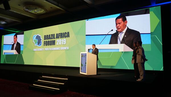 General Hamilton Mourão, vice-presidente do Brasil, durante abertura do Fórum Brasil África 2019, em São Paulo - Sputnik Brasil