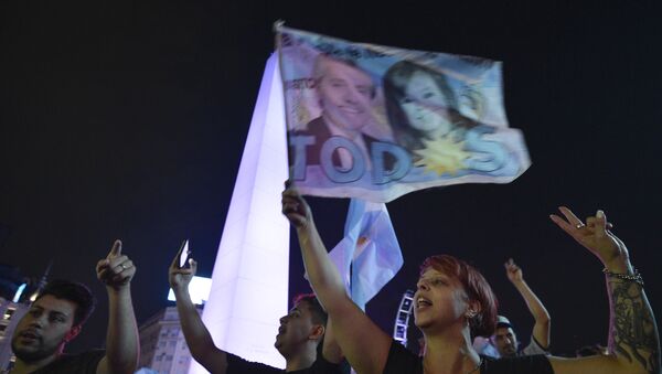 A coalisão Frente de Todos uniu todos os setores do peronismo e da esquerda argentina para derrotar o atual presidente Mauricio Macri nas eleições presidenciais de 2019 - Sputnik Brasil