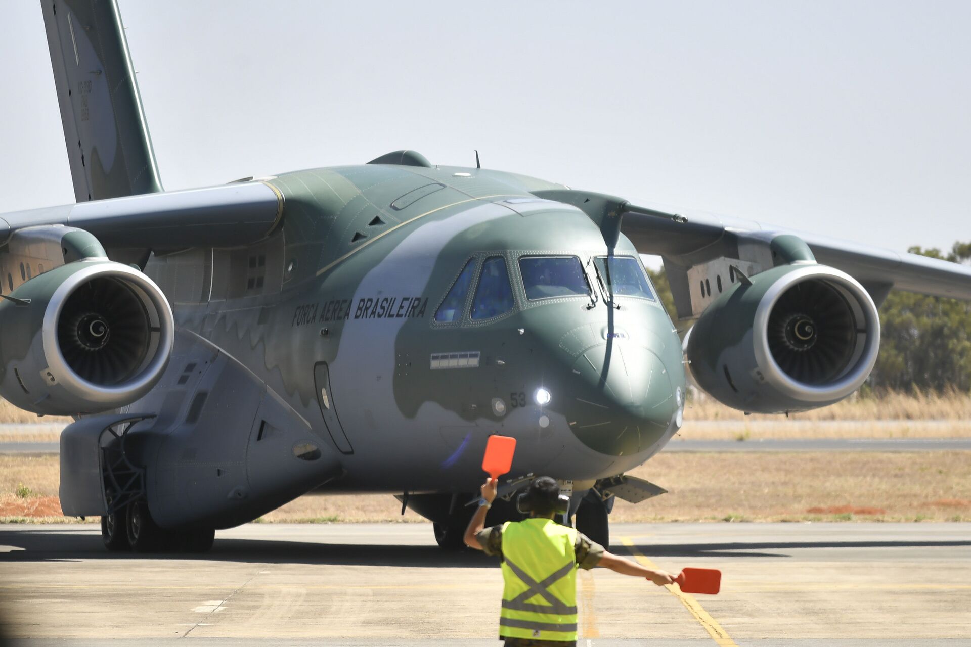 O cargueiro KC-390 da Embraer, pela Força Aérea Brasileira (FAB), na Base Aérea de Anápolis (GO). - Sputnik Brasil, 1920, 16.06.2022