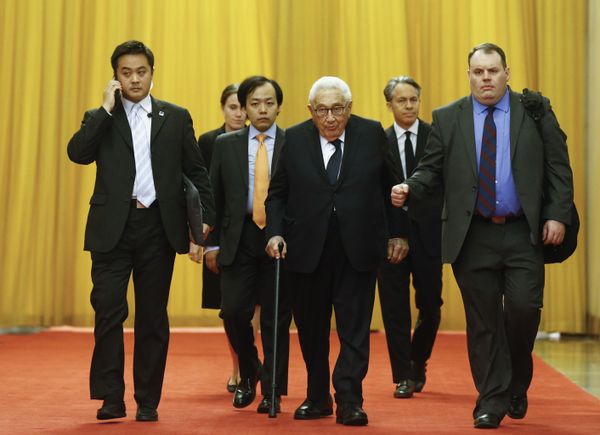 Kissinger: EUA e China estão 'à beira de uma Guerra Fria' com 'risco para a humanidade' Kissinger: EUA e China estão 'à beira de uma Guerra Fria' com 'risco para a humanidade' - Sputnik Brasil