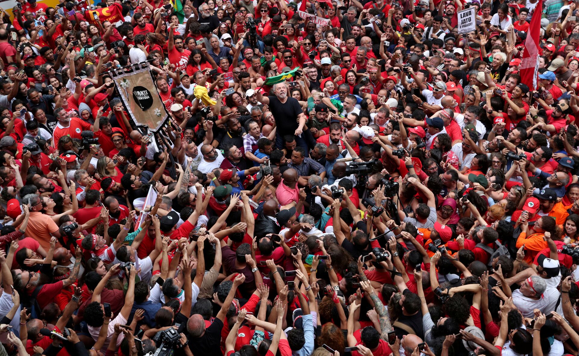 Após votação, plenário do STF reconhece decisão que tornou Moro parcial em processo de Lula - Sputnik Brasil, 1920, 23.06.2021