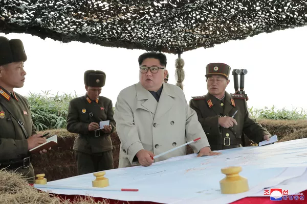 Coreia do Norte teria lançado 'mísseis balísticos' no mar do Japão Coreia do Norte teria lançado 'mísseis balísticos' no mar do Japão - Sputnik Brasil