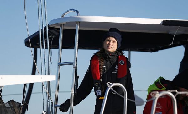 'Pirralha': Bolsonaro reage a declarações de Greta Thunberg sobre morte de índios brasileiros - Sputnik Brasil