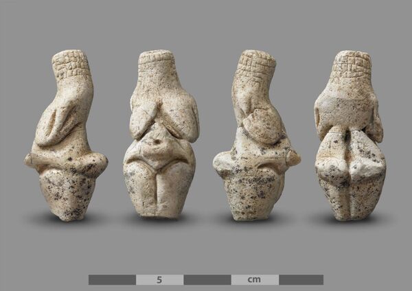 'Vênus' de 20.000 anos é encontrada na França (FOTO, VÍDEO) 'Vênus' de 20.000 anos é encontrada na França (FOTO, VÍDEO) - Sputnik Brasil