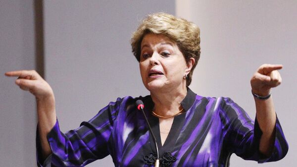 A ex-presidente Dilma Rousseff durante o 7º Congresso Nacional do Partido dos Trabalhadores (PT), na Casa de Portugal em São Paulo (SP) - Sputnik Brasil