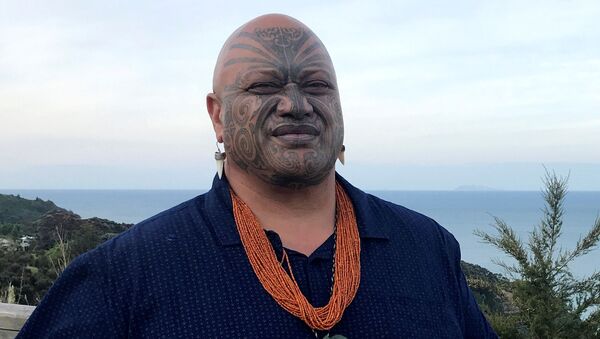 Líder espiritual Maori Pouroto Ngaropo explica quais os procedimentos a serem tomados após erupção do vulcão da ilha branca - Sputnik Brasil