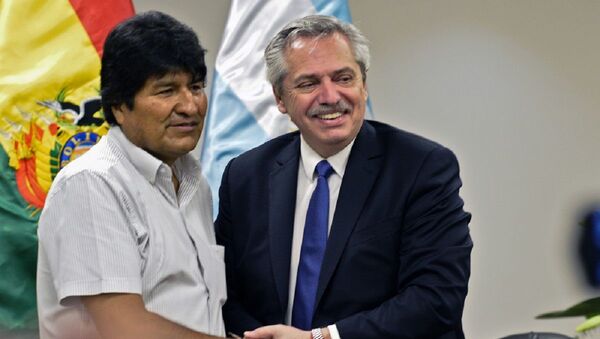 Ex-presidente boliviano Evo Morales em encontro com o presidente argentino Alberto Fernández - Sputnik Brasil