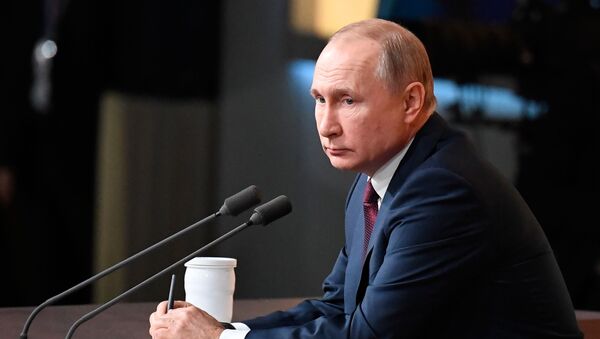 Presidente da Rússia, Vladimir Putin, durante grande coletiva de imprensa, 19 de dezembro de 2019 - Sputnik Brasil