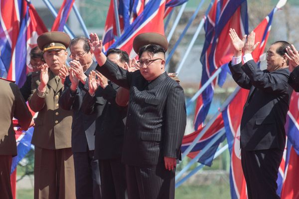 Pyongyang alerta vizinho do Sul em meio a buscas por corpo de oficial sul-coreano Pyongyang alerta vizinho do Sul em meio a buscas por corpo de oficial sul-coreano - Sputnik Brasil