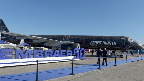 Exposição da Embraer no Show Aéreo Internacional Le Bourget, em Paris, 17 de junho de 2019 - Sputnik Brasil