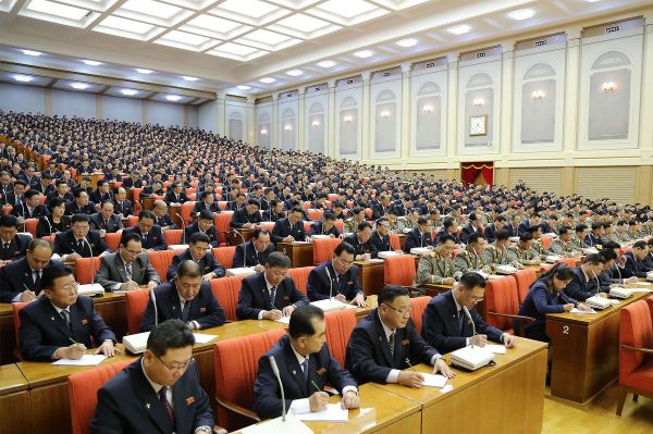 Kim Jong-un quer 'medidas ativas e ofensivas' para garantir soberania da Coreia do Norte - Sputnik Brasil