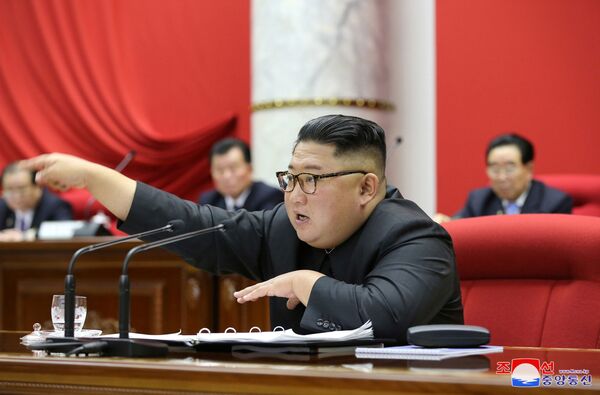 Mísseis mais velozes e novas ogivas: como a Coreia do Norte poderá avançar seus programas em 2020 - Sputnik Brasil