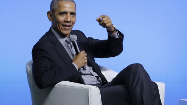 O ex-presidente dos Estados Unidos, Barack Obama, faz uma palestra. - Sputnik Brasil