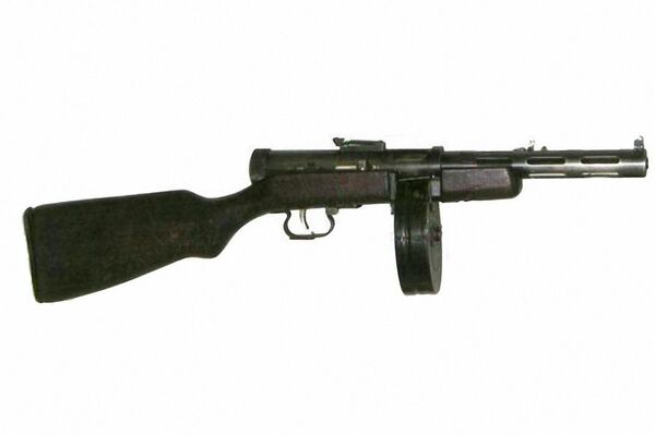 Poder de fogo: saiba por que forças especiais valorizam submetralhadoras - Sputnik Brasil